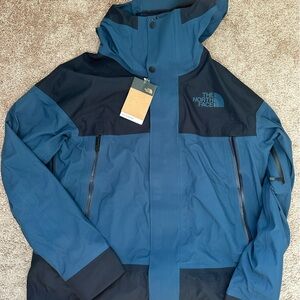 The North Face Men’s Beatty FUTURELIGHT Ski Jacket